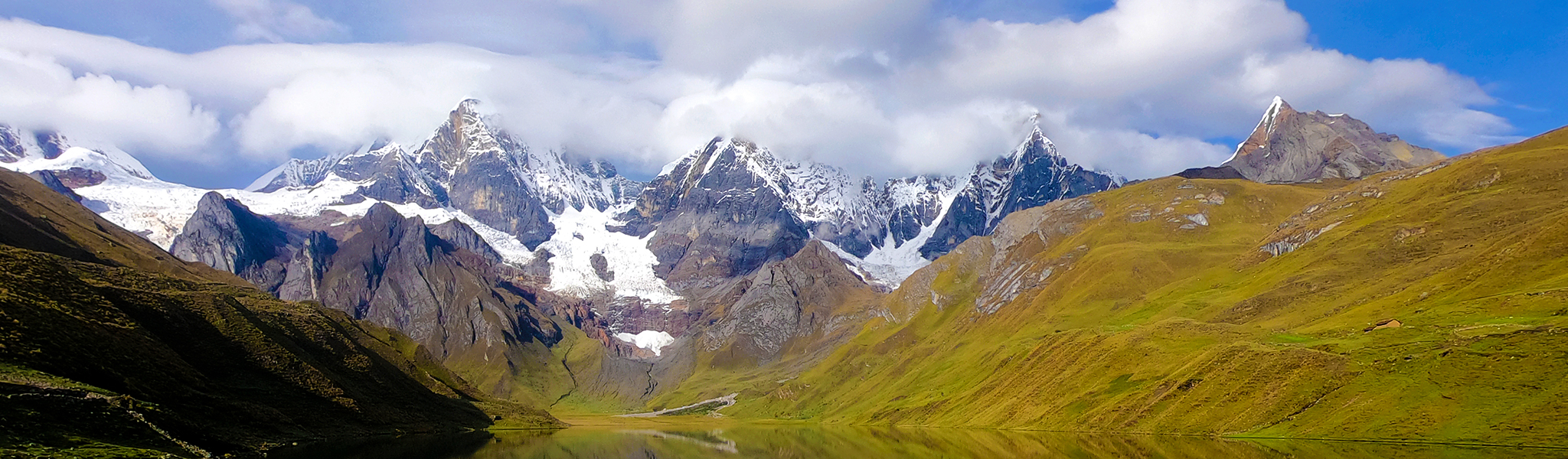 trekking in huaraz peru